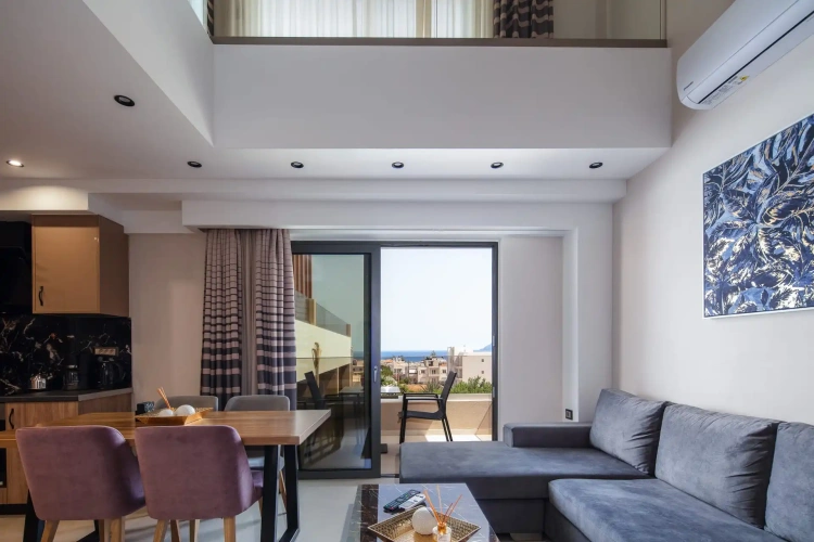 2 Bedrooms Duplex Suite with sea view