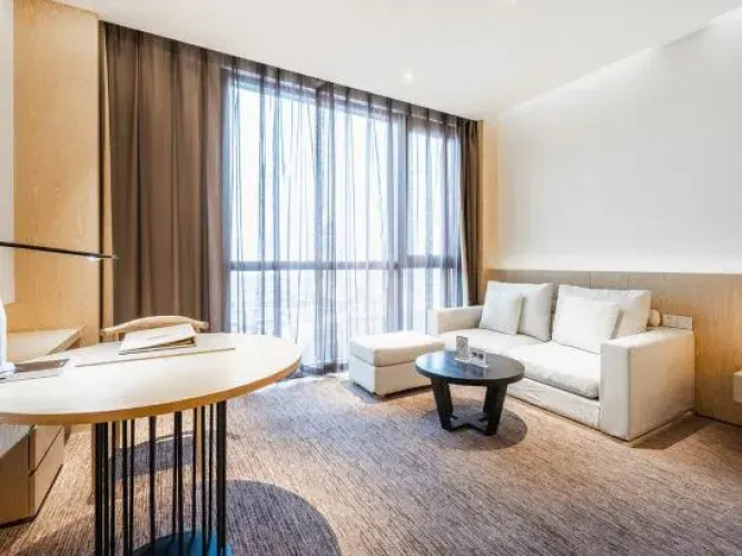 Lintong Yueliu Hotel