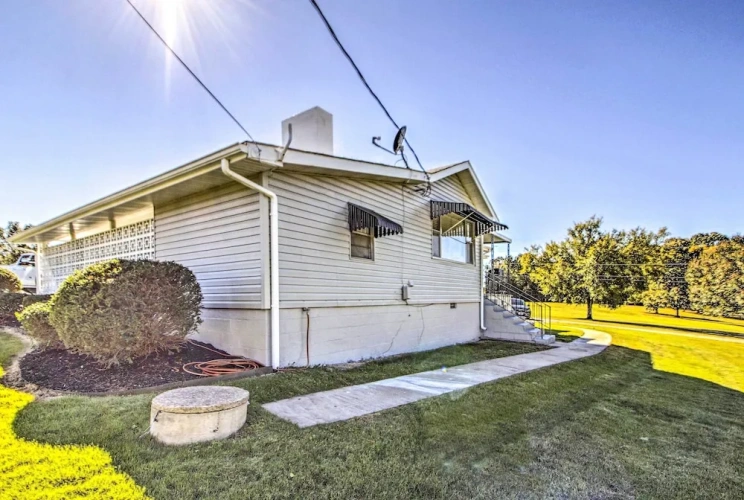 3 Bedrooms Cottage