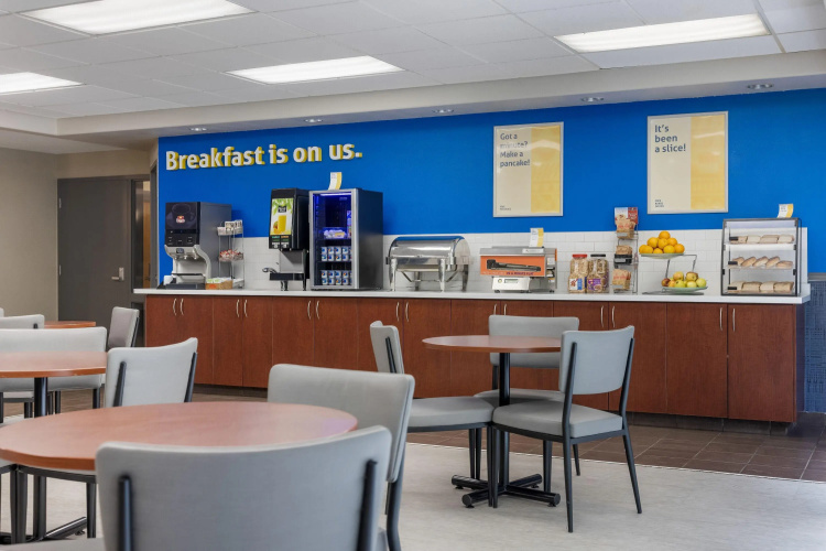 Days Inn by Wyndham Thunder Bay North photo 20