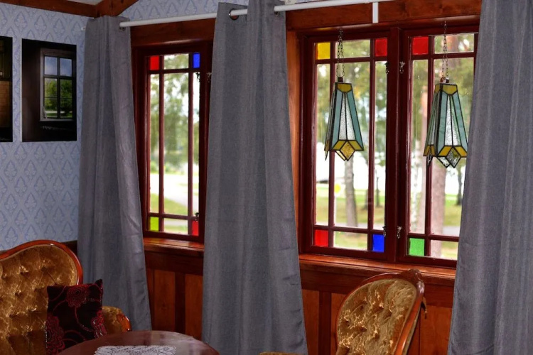 Nymans Bed & Breakfast