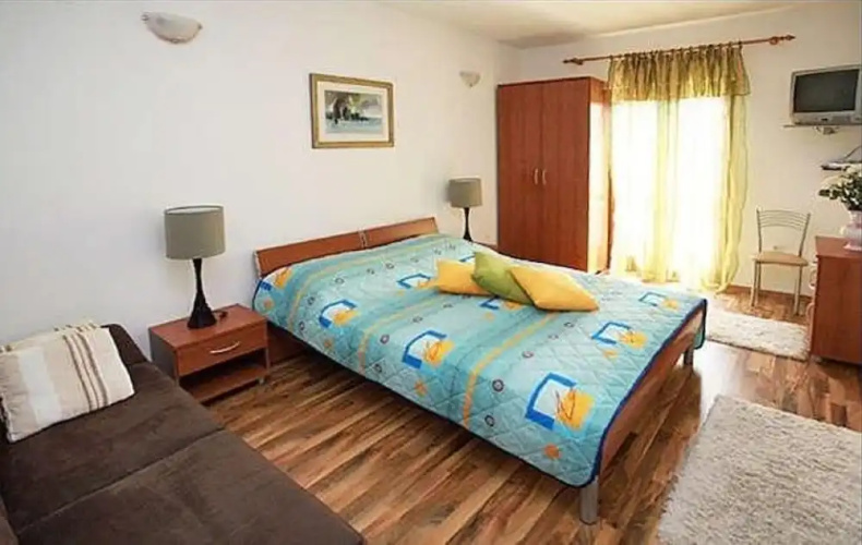 Adel - 70 m From Beach - A2