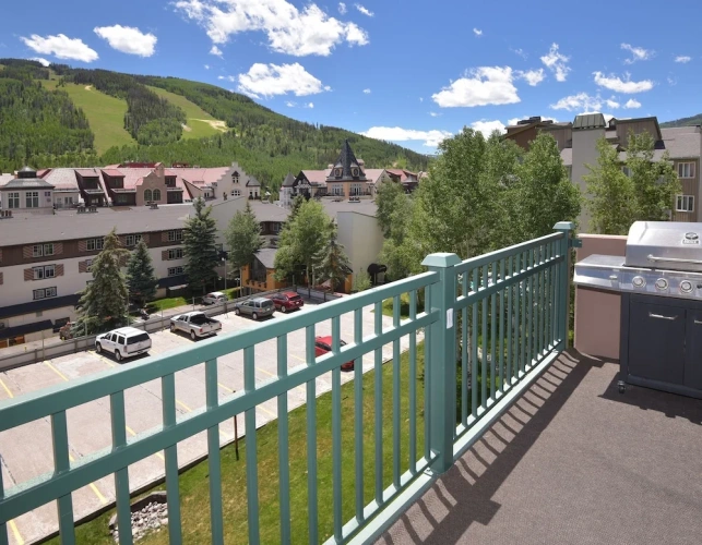4 Bedrooms Standard room with balcony