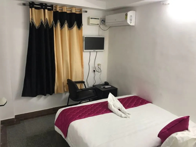 Hotel Pink