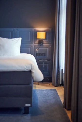 Comfort room