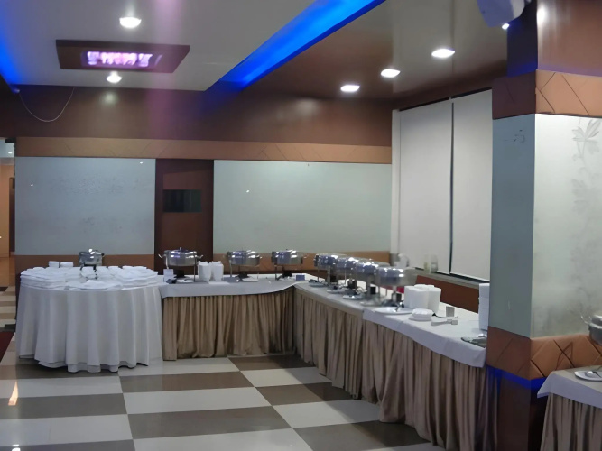 Sapphire Regency