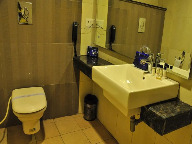 OYO 1382 Mohan Hotel