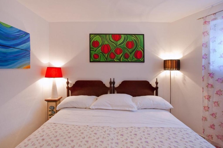 3 Bedrooms Apartment