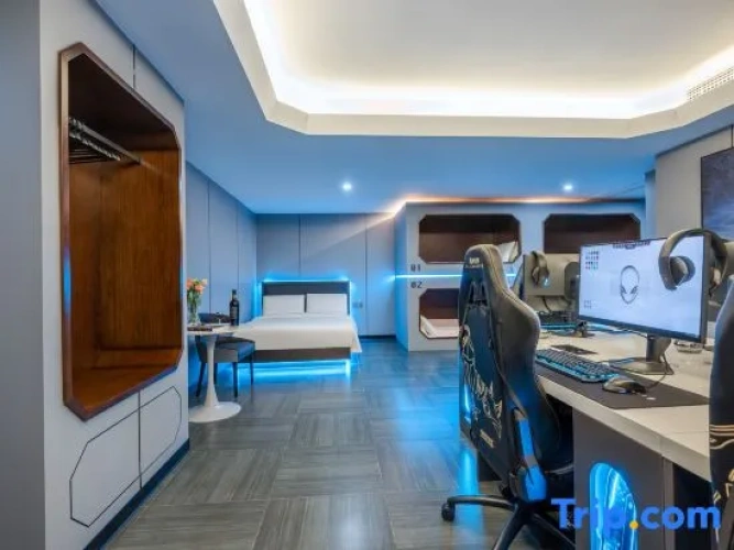 Quintuple Suite