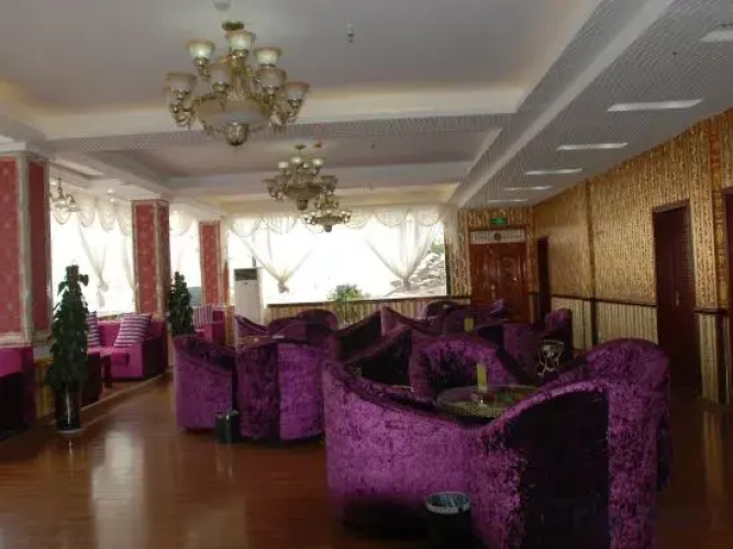 Jinzhu Hotel(丹巴金珠大酒店)