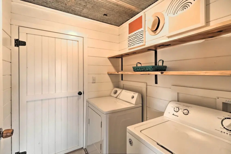 Updated Mtn View Studio w/ Loft - Near River!