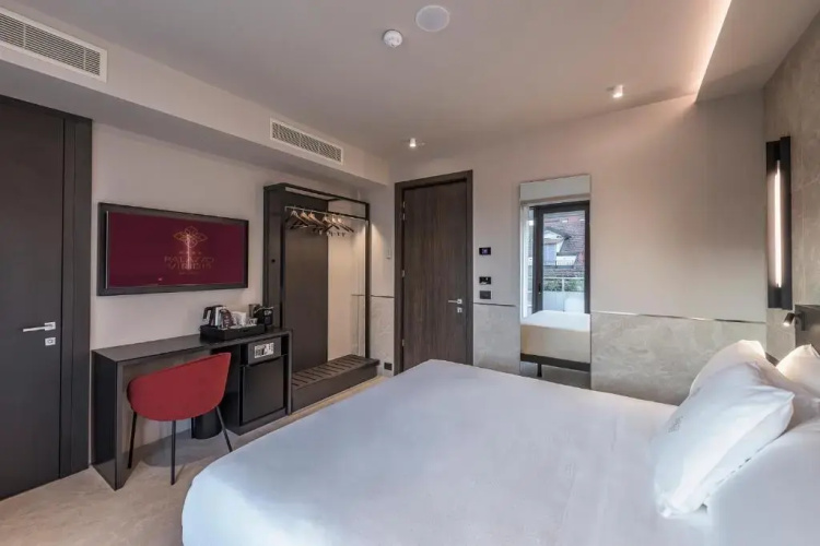 HOTIDAY Room Collection - Milano Cinque Giornate