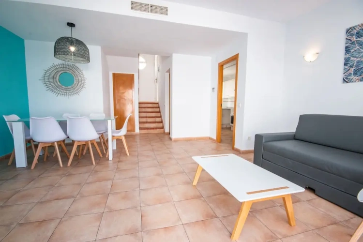 3 Bedrooms Villa