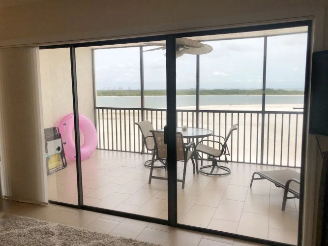 Carlos Pointe Unit 531 by RedAwning