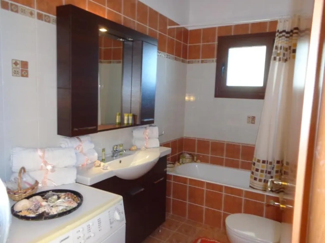3 Bedrooms Villa