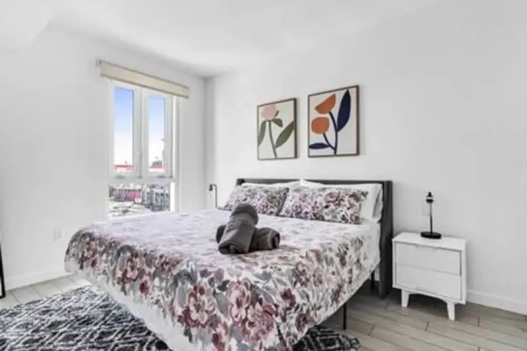 Modern 1BR Apt In Edgewater Free Parking