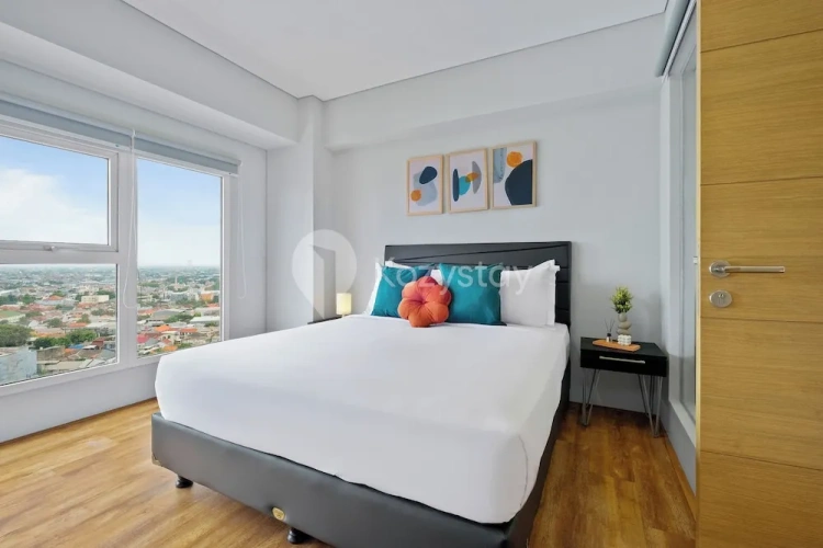 2 Bedrooms Apartment with city view