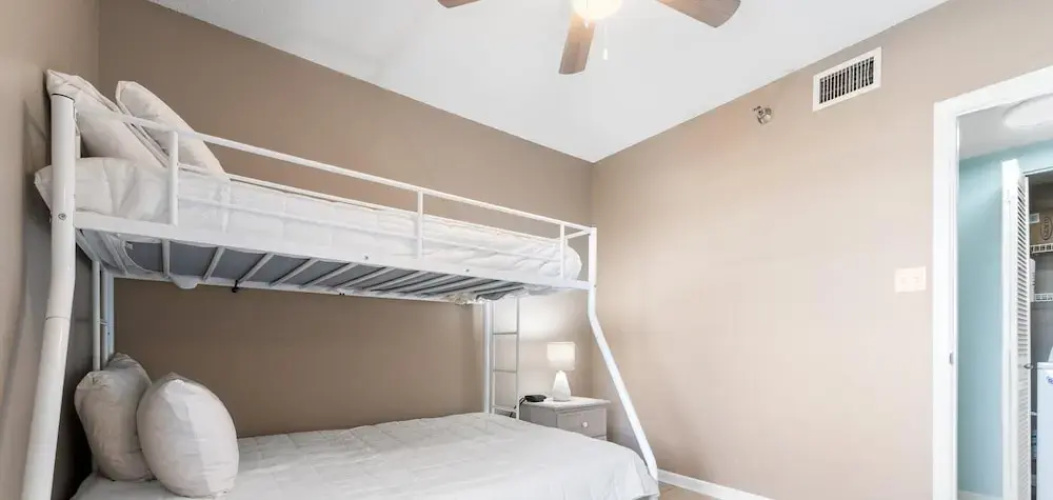 Romar Place 605