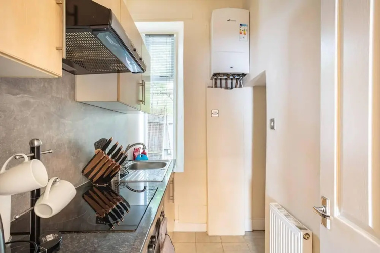 The Summit West End - 1BR Cosy Flat, Central, Wifi