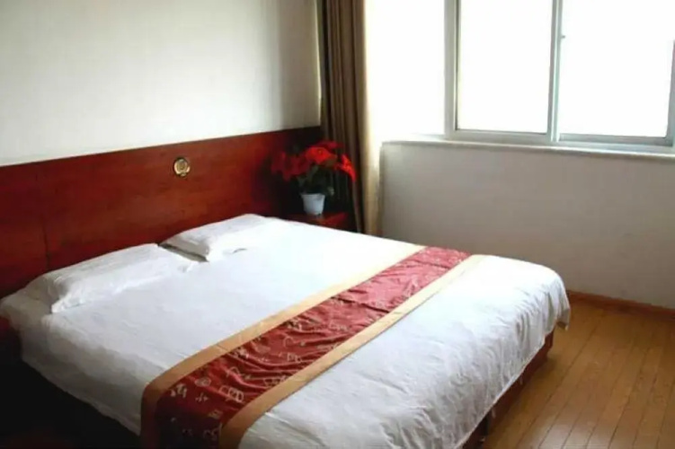 Guanzhong Hotel
