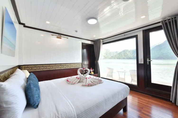 Deluxe Triple room