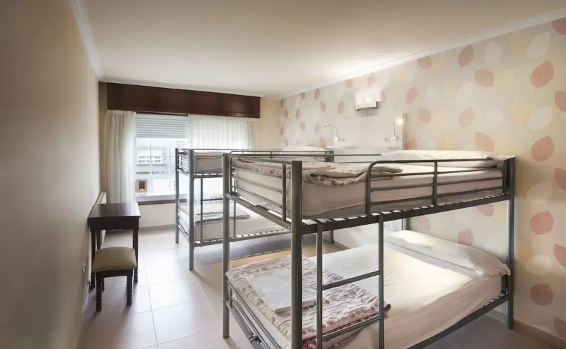 Albergue O Cruceiro - Hostel