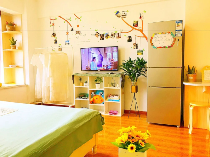 Line 2 apartment