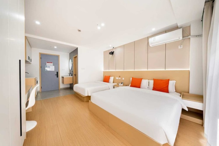 Standard Quadruple room