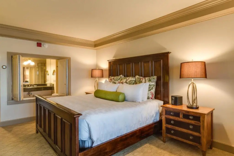 Hotel Bellwether