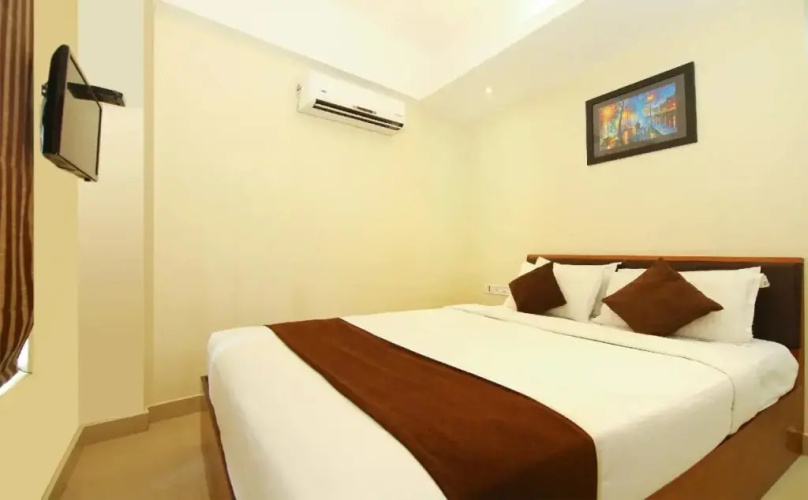 Platinum Inn by OYO Rooms