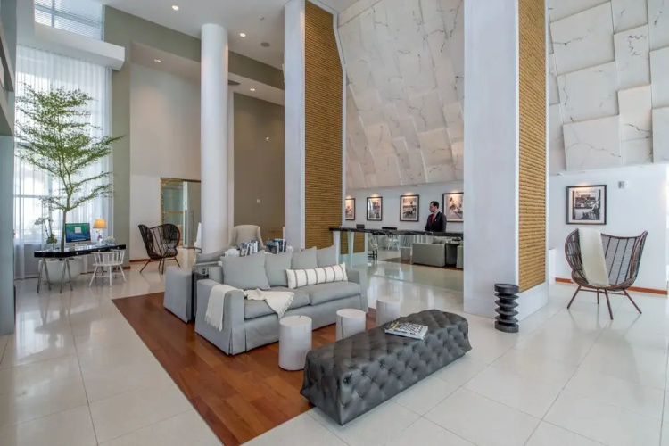Domio Miami Beach Beachfront Ocean View + Balcony 1 BR