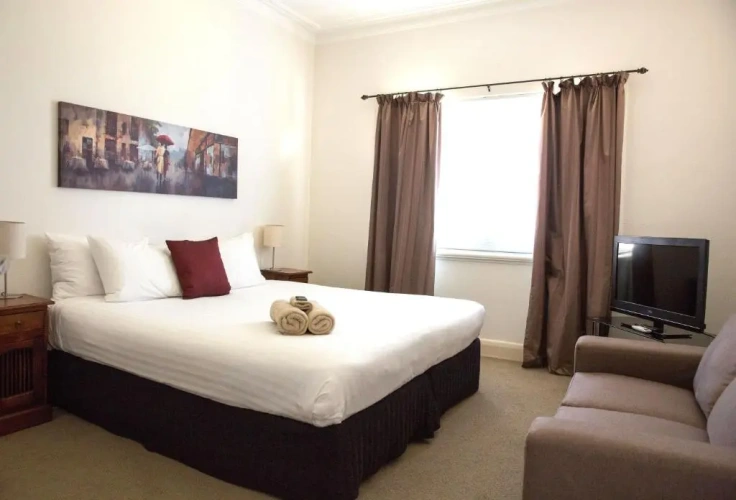 1 Bedroom Apartment
