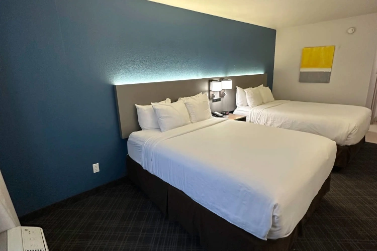 Standard Quadruple room