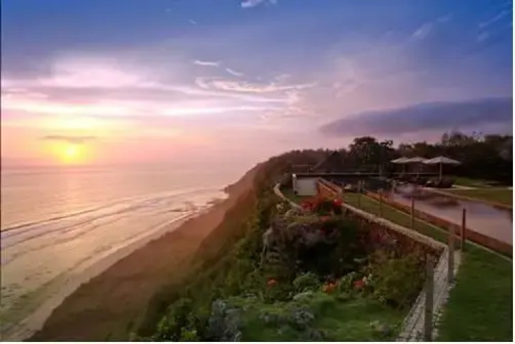 The Sanctus Uluwatu