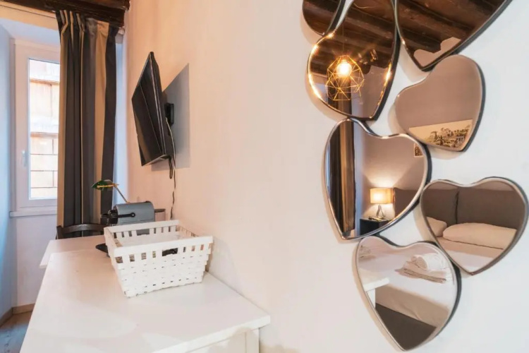 Heart of Rome Apartment