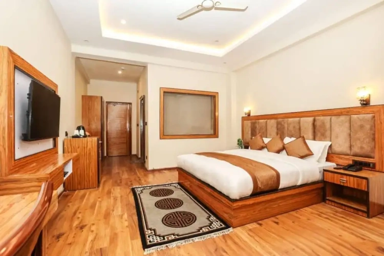 Premium room