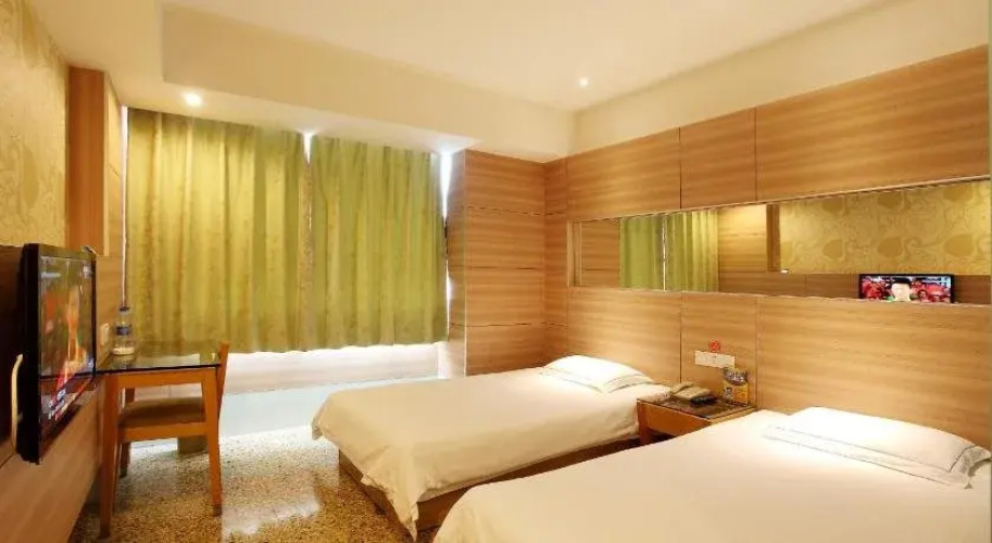 Yunqi Hotel