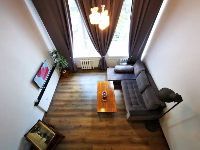 2 Bedrooms Apartment