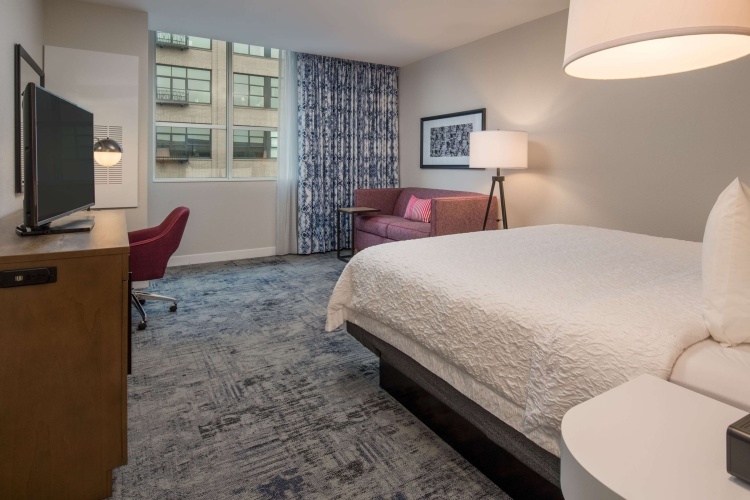 Hampton Inn & Suites Portland-Pearl District photo 8