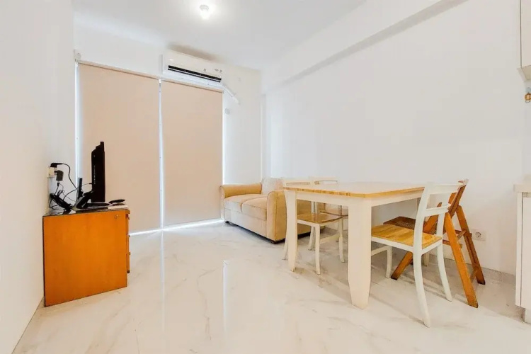 Comfortable 2BR at Sky House BSD Apartment