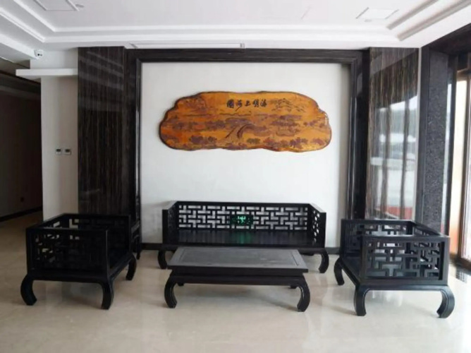 Longhua Ying Hotel