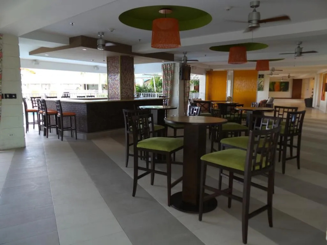 Radisson Aquatica Resort Barbados photo 40