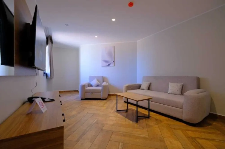 2 Bedrooms Luxury Suite