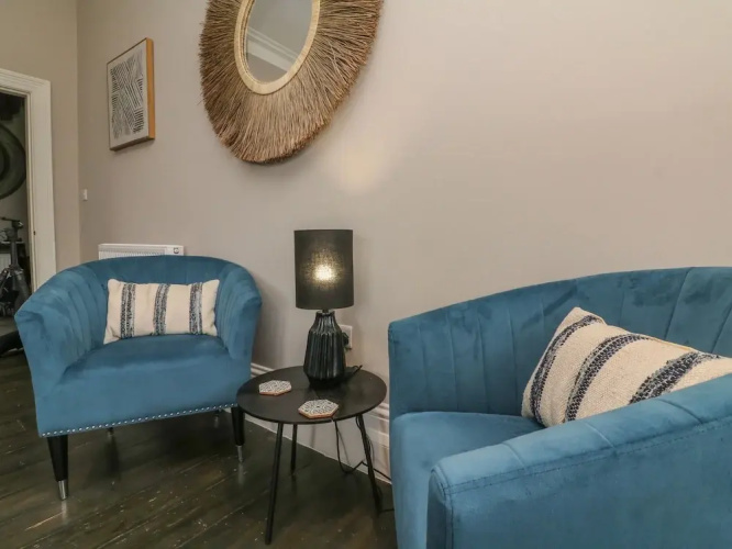 7 Belgrave Apartments