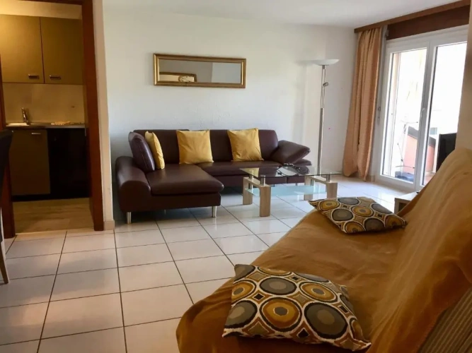 1 Bedroom Apartment with balcony