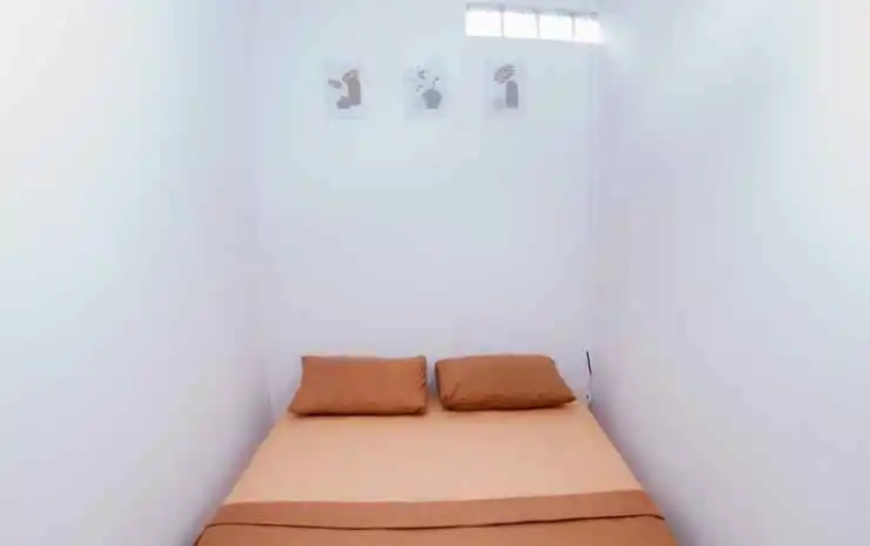 AUR KUNING HOSTEL SYARIAH Bukittinggi