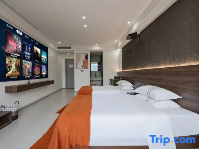 Standard Twin room with sunrise view