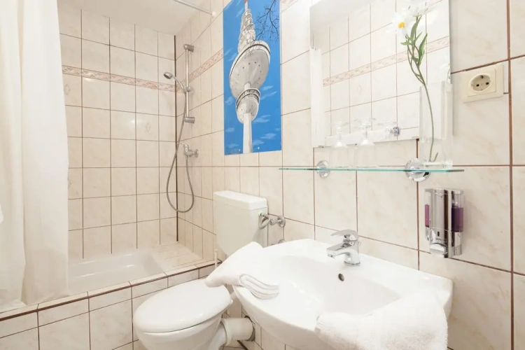 Standard Single room