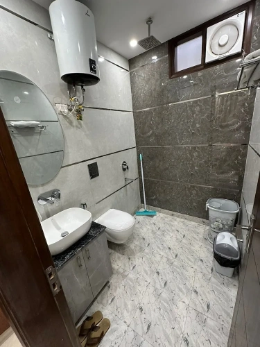 Deluxe Single room with balcony and with city view