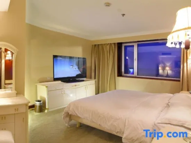 1 Bedroom Business Double Suite